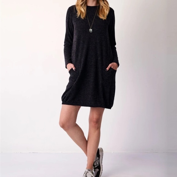 GOOD Clothing South Africa Ribbed Knee-Length Bubble Hem Sweater Dress Navy Blue - Picture 1 of 12